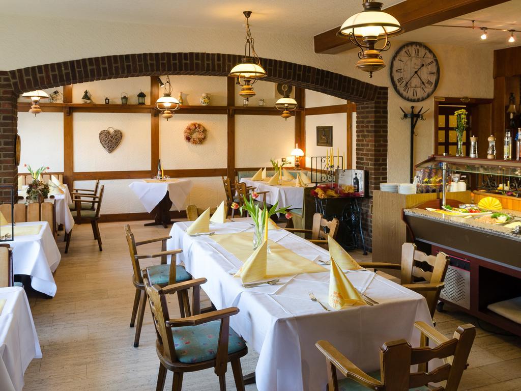 Landhotel Hamburger Hof Nettlingen Eksteriør billede