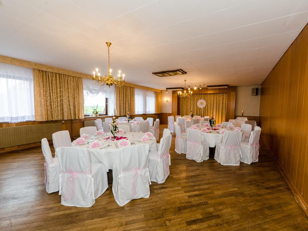 Landhotel Hamburger Hof Nettlingen Eksteriør billede